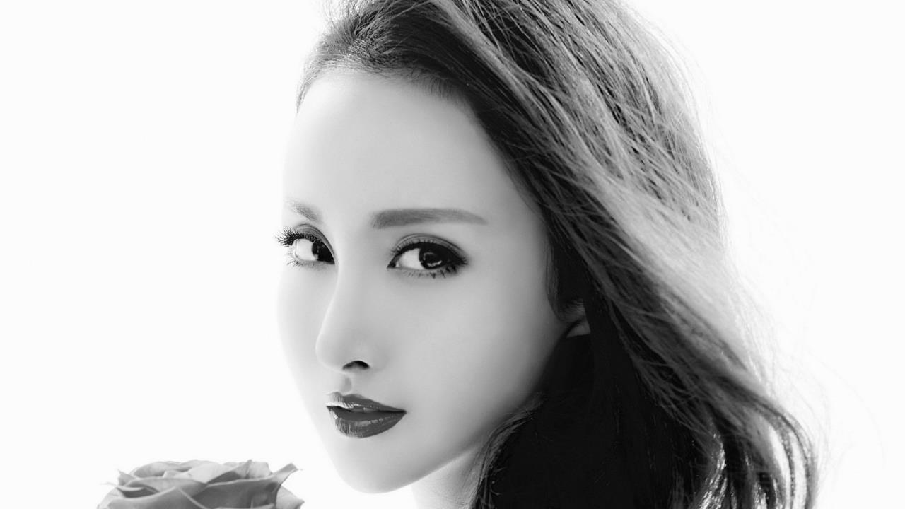 问道官方手游电脑版，重温经典，再战江湖！